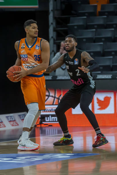 准的背景下 准的背景下