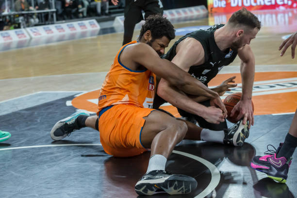 锁定胜局 锁定胜局