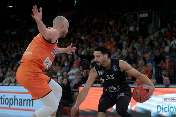 在对阵曼联 在对阵曼联