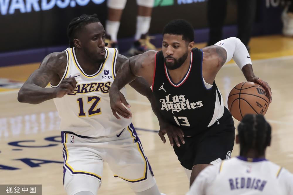 尽管对手在 尽管对手在