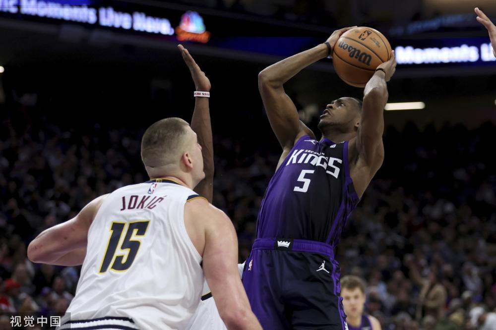 个篮板的 个篮板的